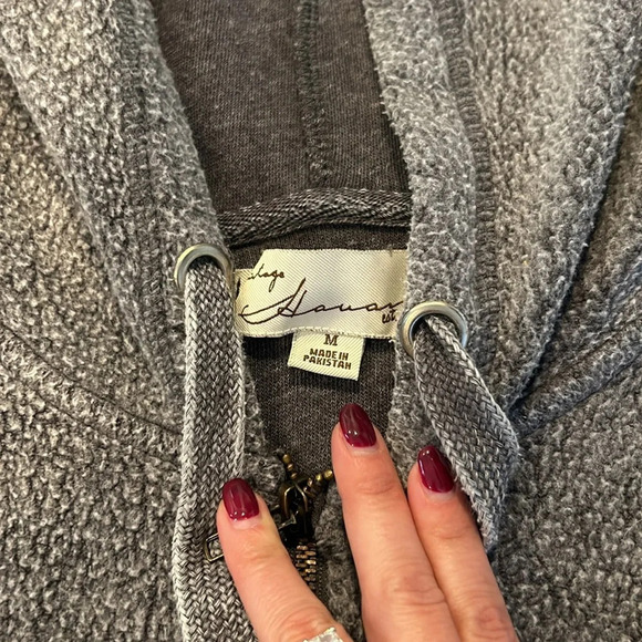 Vintage Havana Zip Up Sweatshirt - Picture 6 of 6